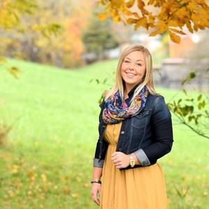 Meet your Posher, Becca